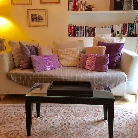 Apartment 27 Avenue De La Bourdonnais 75007 Chablis Paris