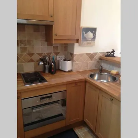 27 Avenue De La Bourdonnais 75007 Chablis