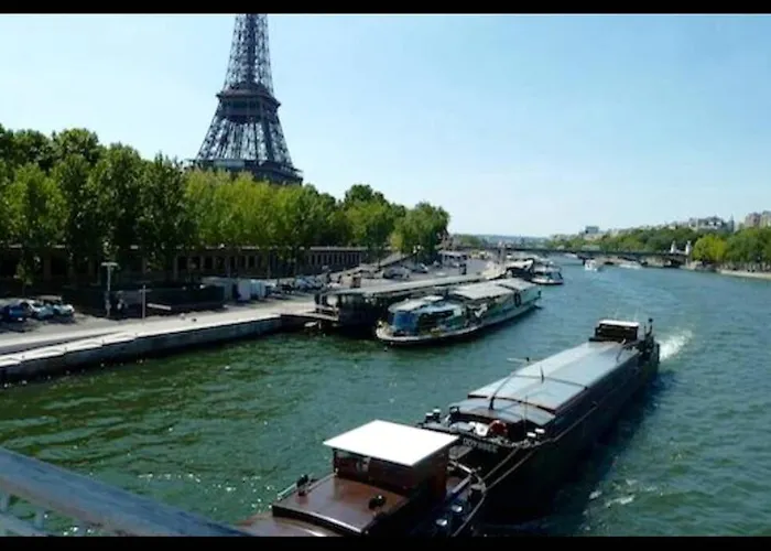 27 Avenue De La Bourdonnais 75007 Chablis