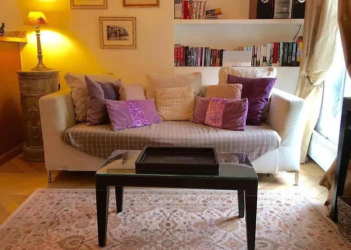 Appartement 27 Avenue De La Bourdonnais 75007 Chablis Paris