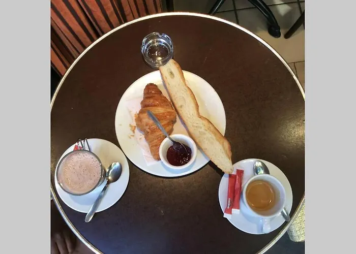 Appartement 27 Avenue De La Bourdonnais 75007 Chablis