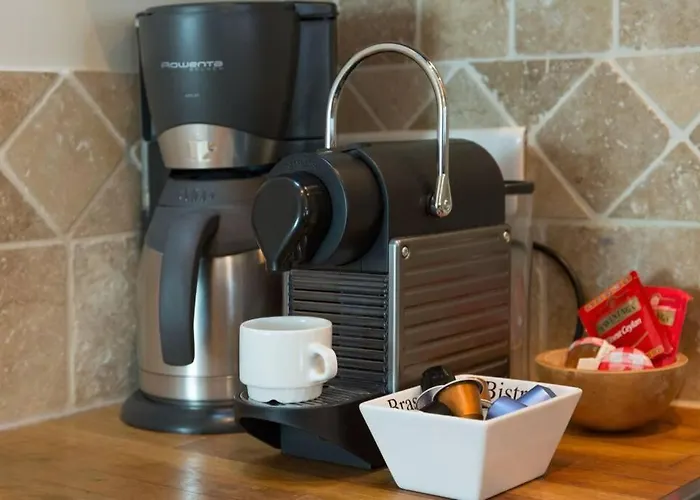 27 Avenue De La Bourdonnais 75007 Chablis *