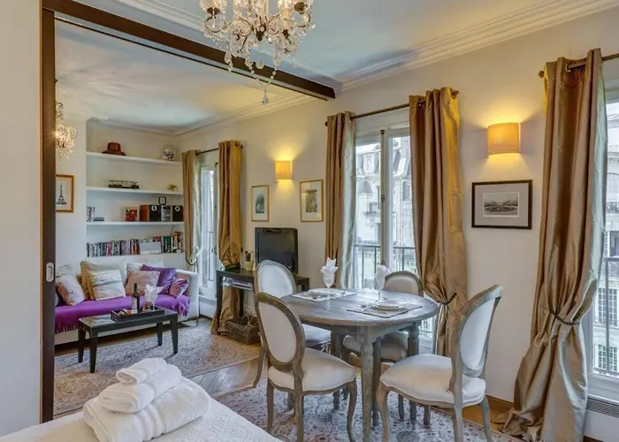 Appartement 27 Avenue De La Bourdonnais 75007 Chablis *