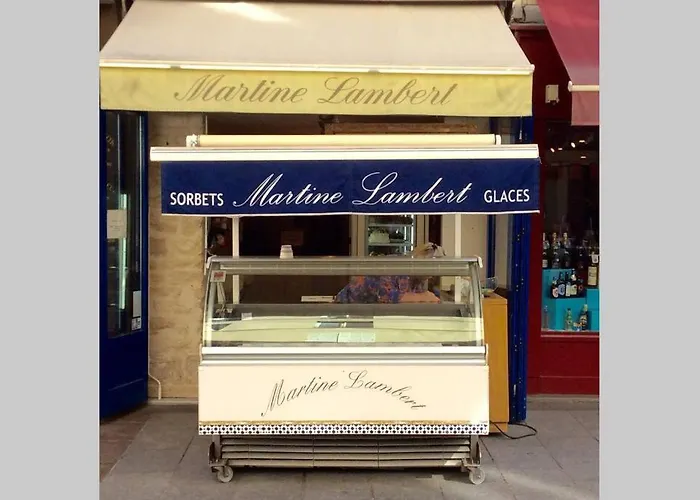 Appartement 27 Avenue De La Bourdonnais 75007 Chablis *