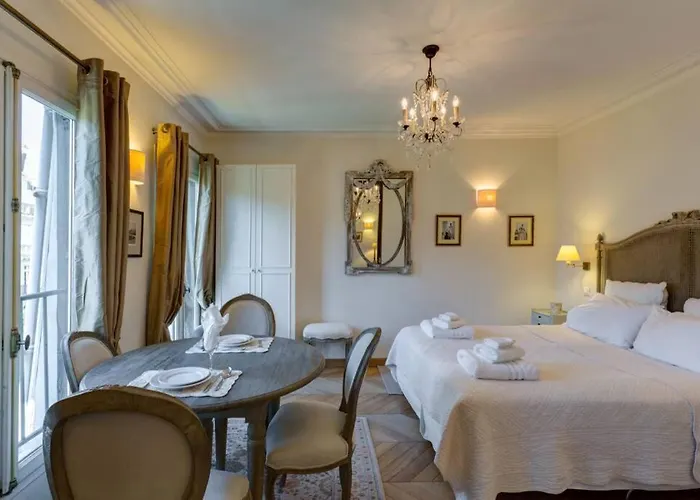 27 Avenue De La Bourdonnais 75007 Chablis *