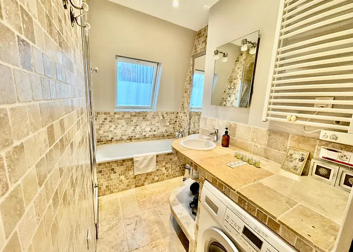 Chablis 27 Avenue De La Bourdonnais 75007 Апартаменты