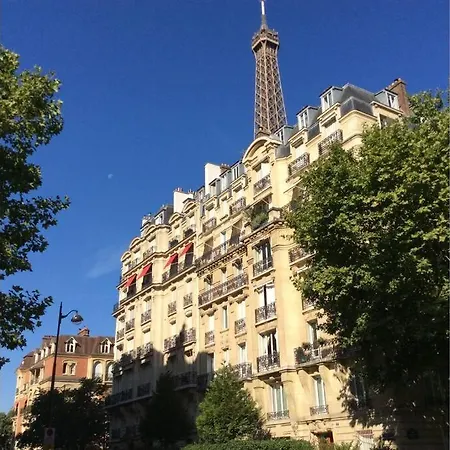 27 Avenue De La Bourdonnais 75007 Chablis * パリ