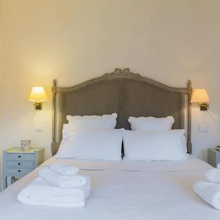 27 Avenue De La Bourdonnais 75007 Chablis * パリ