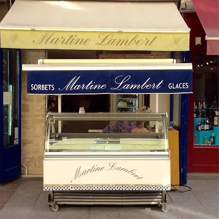 アパート 27 Avenue De La Bourdonnais 75007 Chablis *