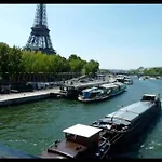 Chablis 27 Avenue De La Bourdonnais 75007