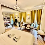 Chablis 27 Avenue De La Bourdonnais 75007 아파트 *